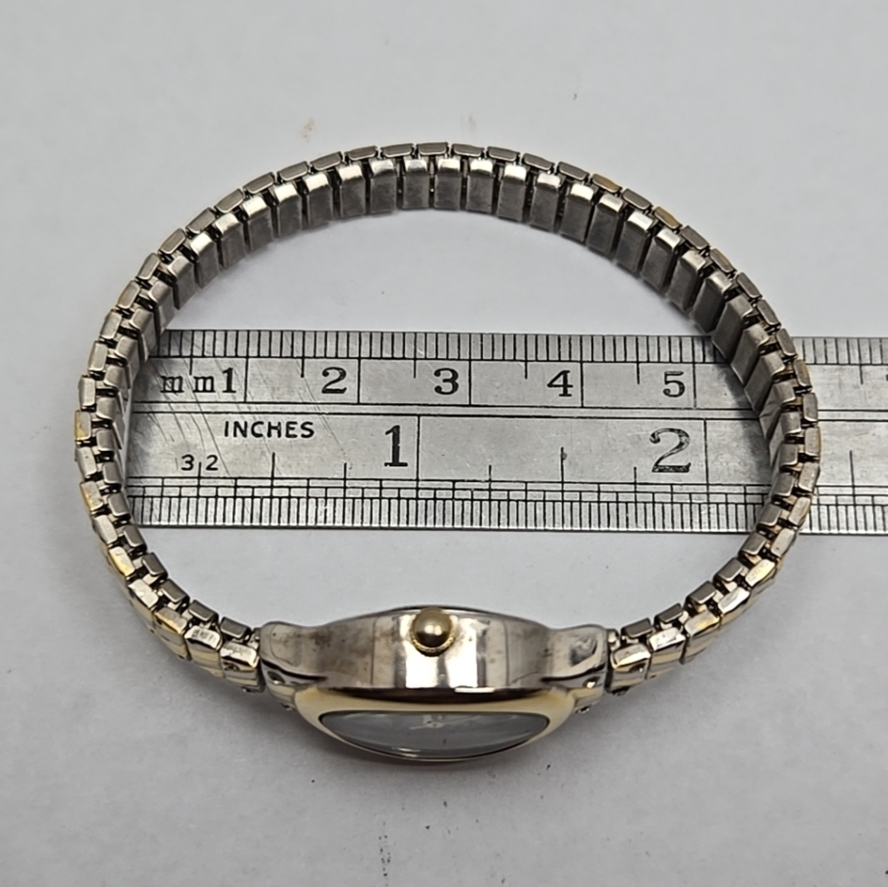 Gruen Precision Diamond Quartz Watch Two Tone Gold Silver New Battery Working - Picture 9 of 10
